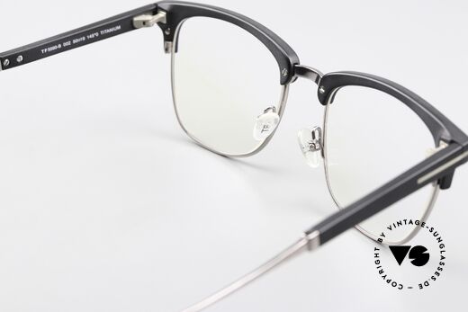 Tom Ford TF5590 Made in Japan Designerbrille, die Fassung kann natürlich beliebig verglast werden, Passend für Herren