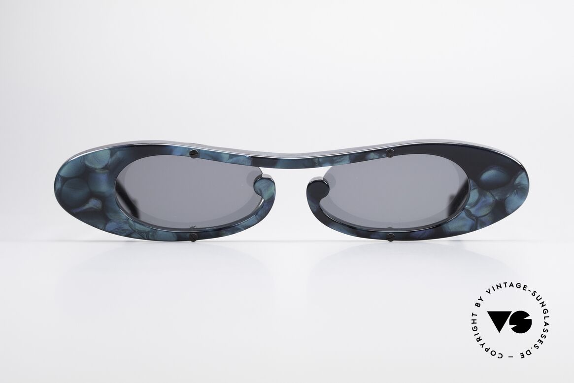 Theo Belgium Rage Avantgarde Sonnenbrille 90er, Theo Belgium: die eigenwilligste Brillenmarke, weltweit, Passend für Damen