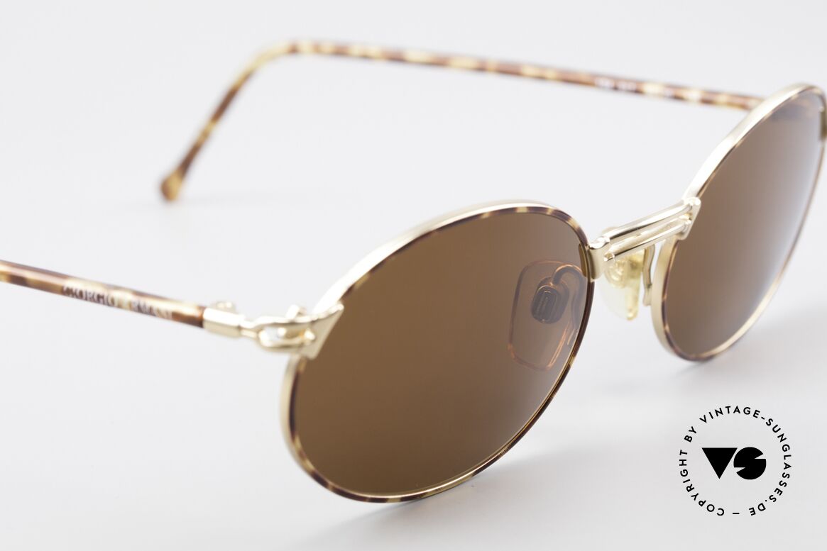 Giorgio Armani 194 Ovale Sonnenbrille No Retro, ungetragen (wie alle unsere vintage Sonnenbrillen), Passend für Herren und Damen