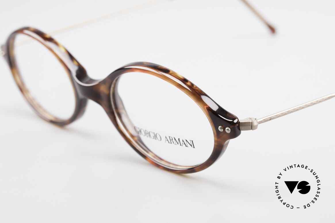 Giorgio Armani 378 90er Fassung Oval Medium, zeitloser Stil; Top-Qualität und nur 9 Gramm leicht, Passend für Herren und Damen