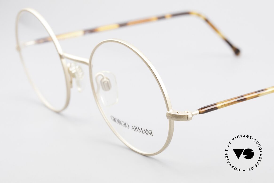 Giorgio Armani 117 80er Brille Zeitlos Rund, ungetragenes Einzelstück in herausragender Qualität, Passend für Herren und Damen