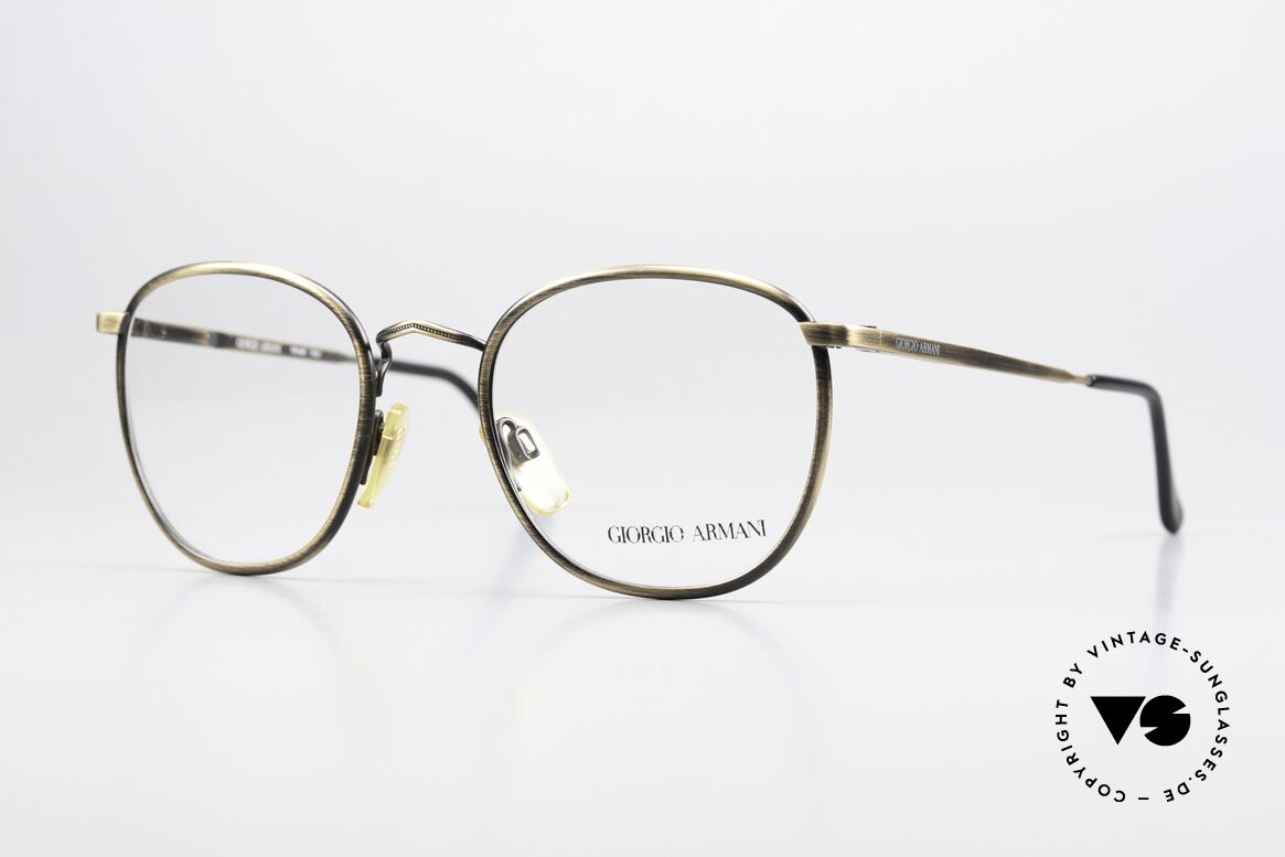 Giorgio Armani 150 Klassische Herrenbrille 80er, sehr klassische Herrenform mit flexiblen Scharnieren, Passend für Herren