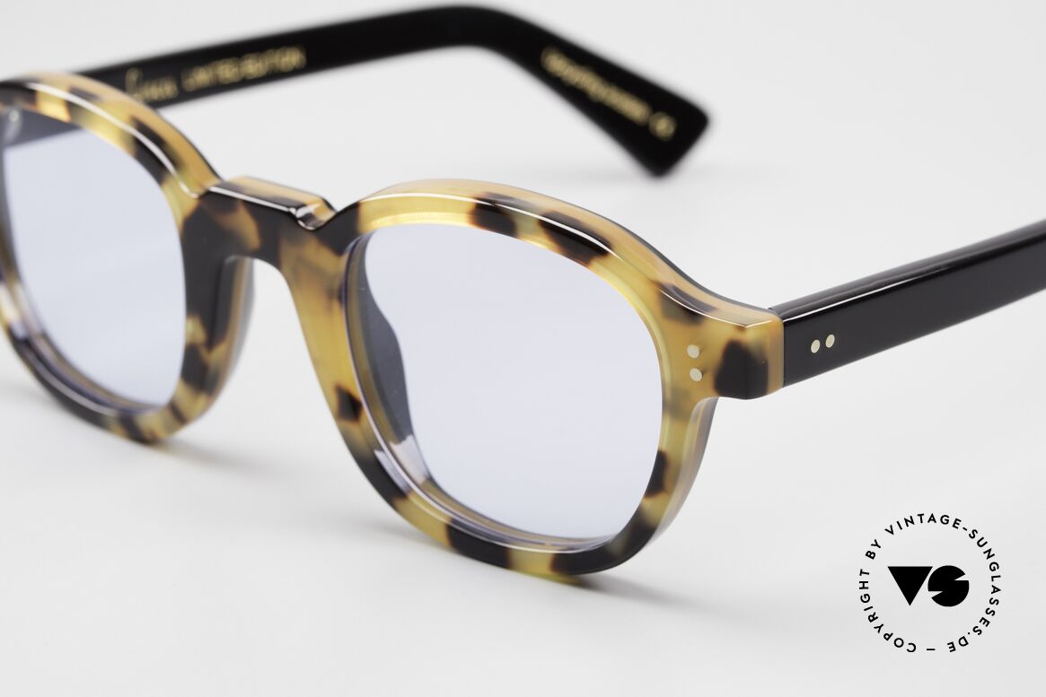 Lesca Brut Panto 8mm Sonnenbrille Limited Acetat, Lesca hat seine 60er Modelle identisch reproduziert, Passend für Herren und Damen