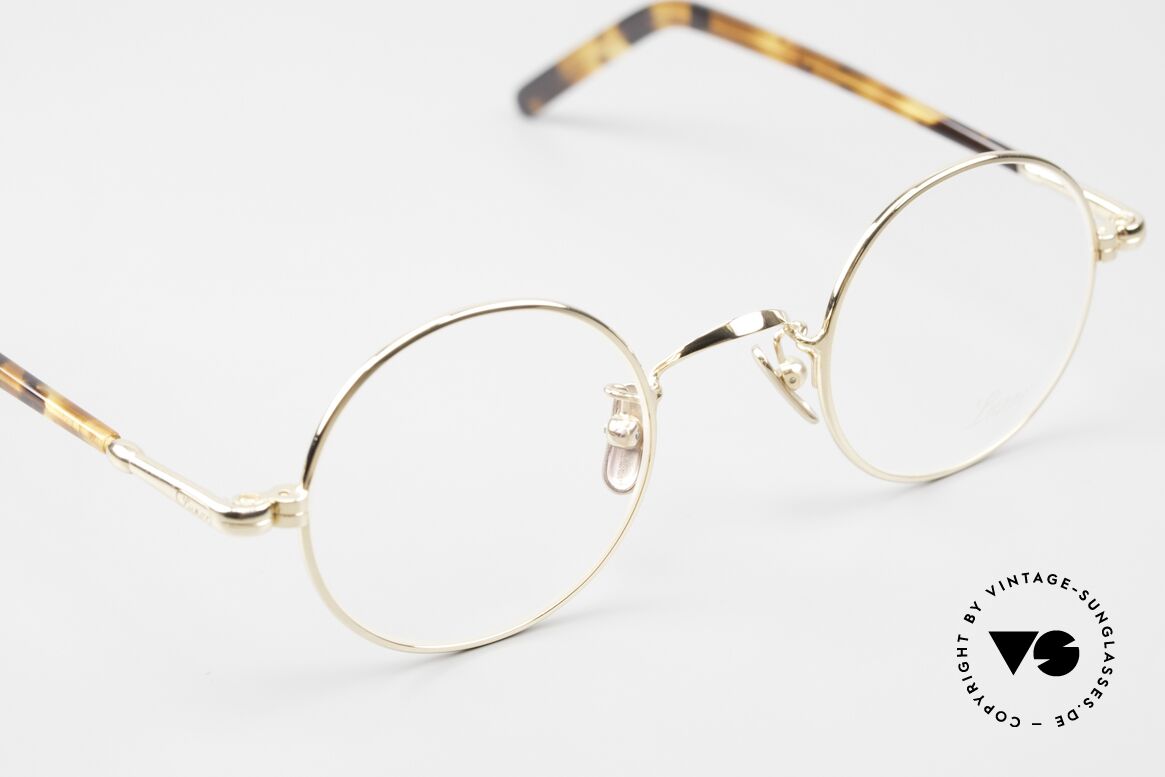 Lunor VA 110 Runde Unisexbrille Gold, kreisrunde Fassung mit Nasenpads aus reinem Titan, Passend für Herren und Damen