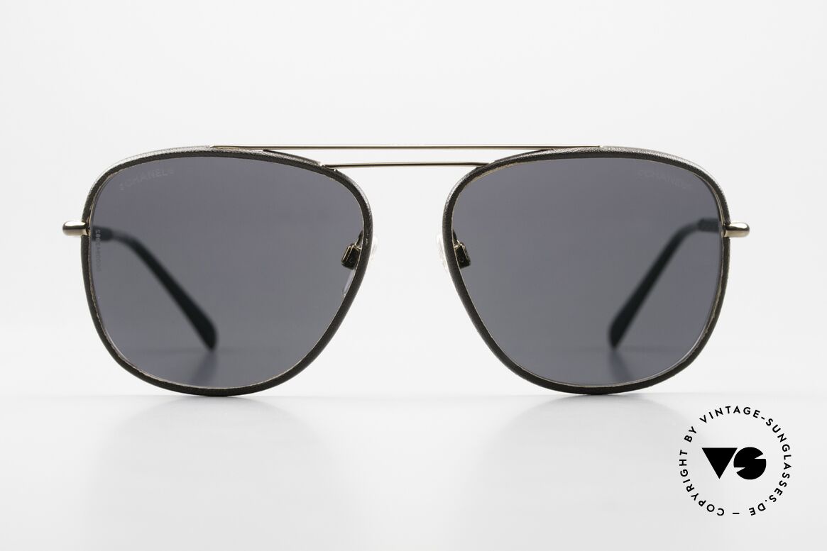 Chanel 4230 Luxus Sonnenbrille Leder, Unisex-Sonnenbrille; mit Leder überzogene Front, Passend für Herren und Damen