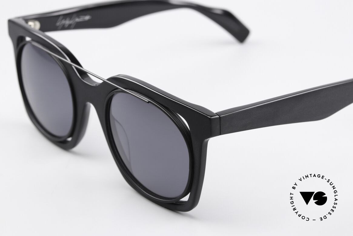 Yohji Yamamoto YY7008 Gläser Sind Matt Verspiegelt, ausdrucksstarke Designersonnenbrille mit Charakter, Passend für Damen