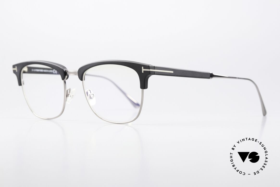 Tom Ford TF5590 Made in Japan Designerbrille, klassisch in Farbe (mattschwarz/silber) und Form, Passend für Herren