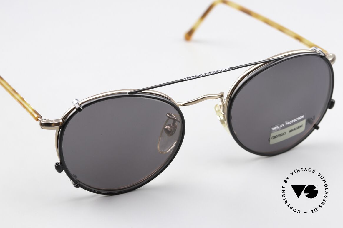 Giorgio Armani 138 Clip On Panto Vintage Brille, ungetragen (wie all unsere Armani Brillenfassungen), Passend für Herren und Damen