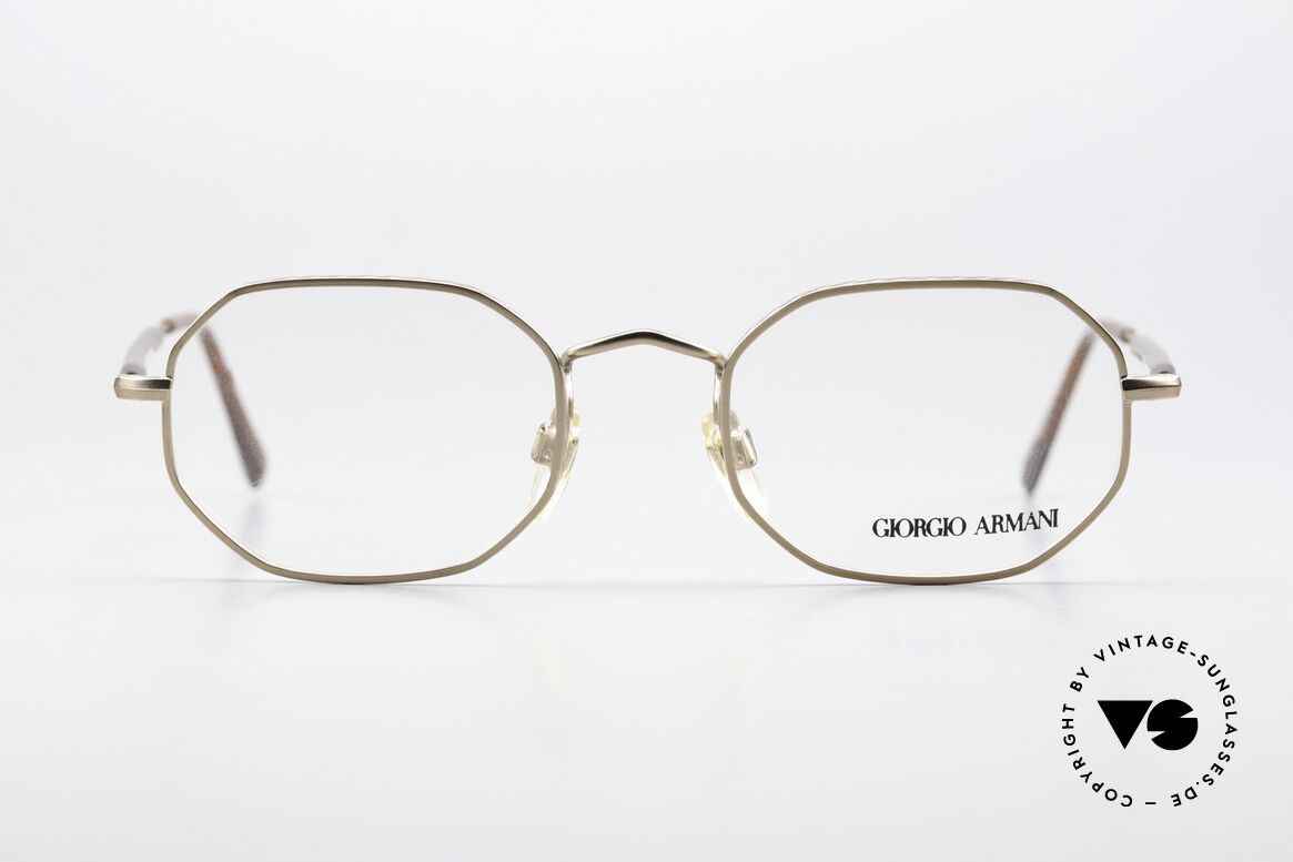 Giorgio Armani 182 Achteckige Brille 1980er, achteckige 80er Fassung in herausragender Qualität, Passend für Herren und Damen