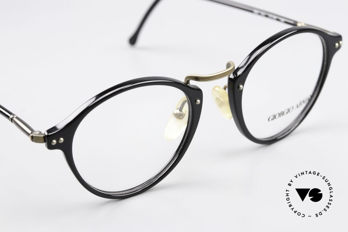 Giorgio Armani 360 Original 90er Brille Panto, ungetragen (wie all unsere 90er G. ARMANI Brillen), Passend für Herren und Damen