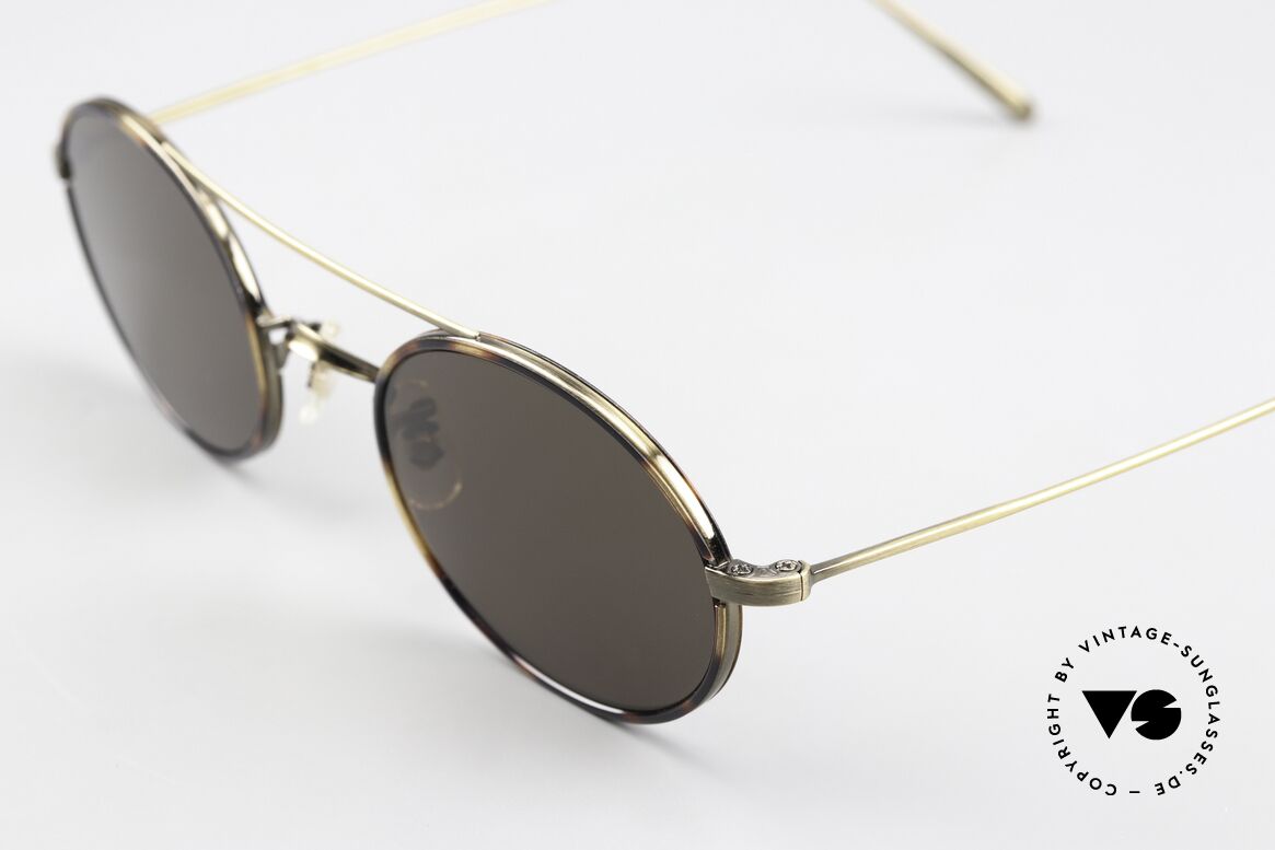 Oliver Peoples Shai Ovale Sonnenbrille Titanium, Titanium Modell aus dem Jahre 2019; made in Japan, Passend für Herren