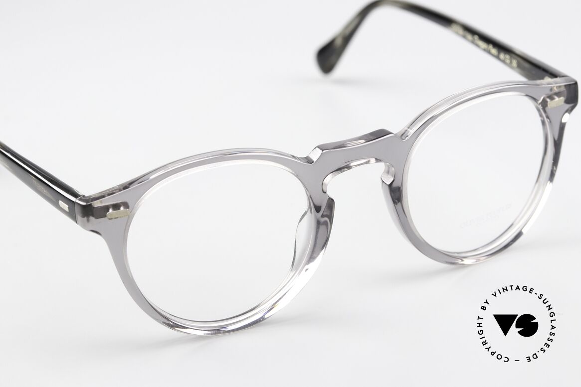 Oliver Peoples Gregory Peck Zeitlose Panto Brille 45mm, ein Herrenmodell aus dem Jahre 2017; made in Italy, Passend für Herren