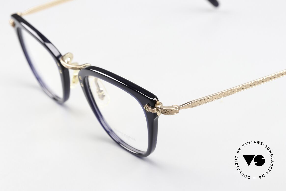 Oliver Peoples Keery Zauberhafte Damenbrille, zauberhaftes Damenmodell mit Bügeln in rosé-gold, Passend für Damen