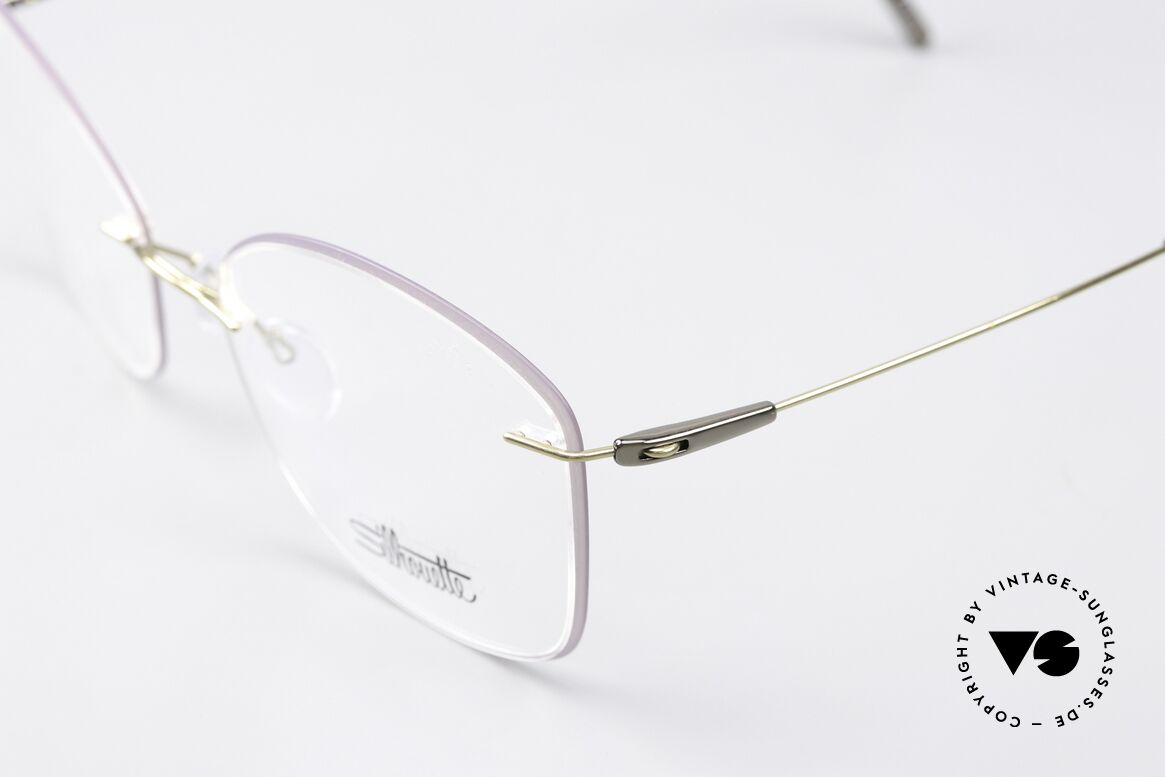 Silhouette 5500 Titanbrille Feminine Glasform, ultra leichte Titanfassung für idealen Tragekomfort, Passend für Damen