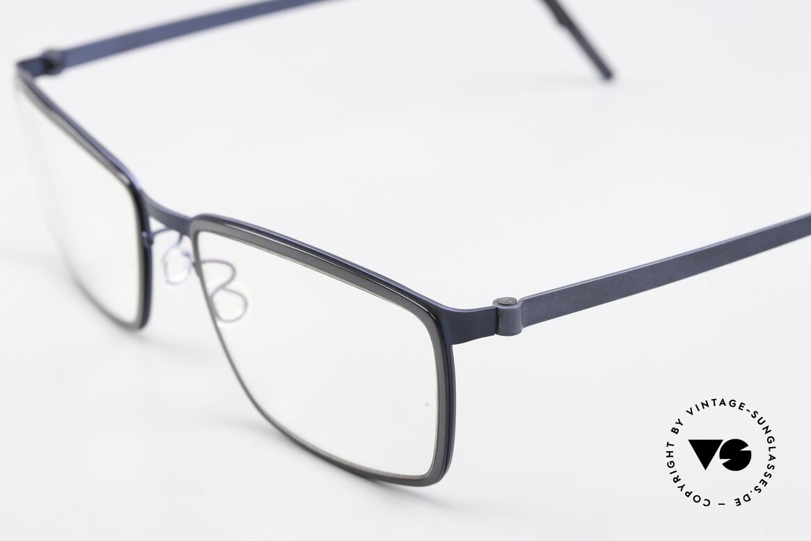 Lindberg 9711 Strip Titanium Sehr Markante Herrenbrille, trägt für uns das Prädikat "TRUE VINTAGE LINDBERG", Passend für Herren