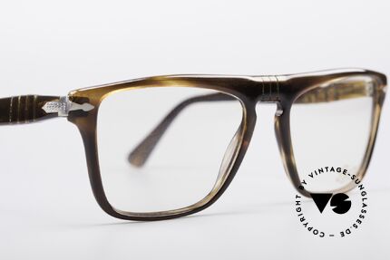 Persol 69165 No Retro 80er Brille, KEIN retrospektives Design, sondern 100% original, Passend für Herren