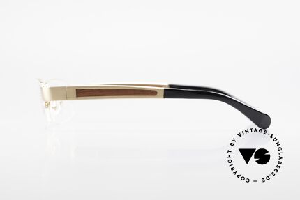 Bugatti 521 Padouk Edelholz Gold Brille, flexible Federscharniere für eine optimale Passform, Passend für Herren