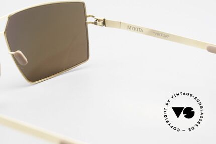 Mykita Viktor Eckige Designer Sonnenbrille, daher jetzt bei uns (natürlich ungetragen und mit Etui), Passend für Herren