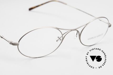 Giorgio Armani 229 Die Armani Schubert Brille, sehr puristisch: einfache 'Drahtbrille' mit einem X-Steg, Passend für Herren und Damen