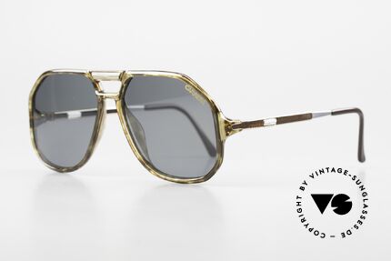 Carrera 5316 Verstellbare 80er Brille, die Bügellänge lässt sich kinderleicht variieren, Passend für Herren