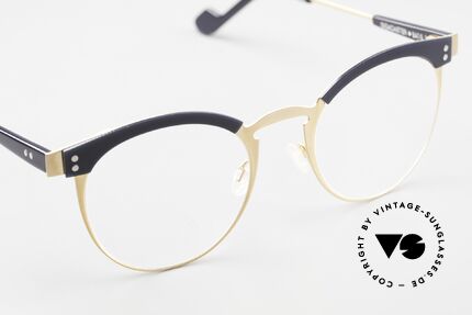 Anne Et Valentin Gigacaster Designerbrille Materialkombi, aus Energie, Licht, Material, Linie, Kontrast & Farbe, Passend für Damen