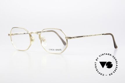 Giorgio Armani 151 Achteckige Vintage Brille 80er, der Rahmen ist mit aufwändigen Gravuren verziert, Passend für Herren und Damen