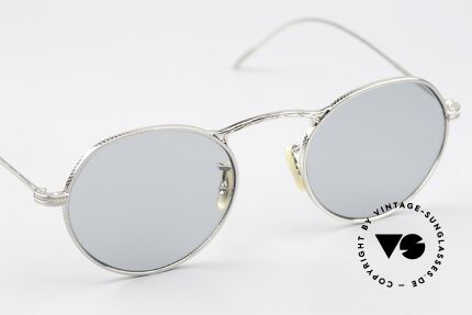 Oliver Peoples M-4 30th Anniversary Edition, ungetragen (wie alle unsere Oliver Peoples Brillen), Passend für Herren und Damen