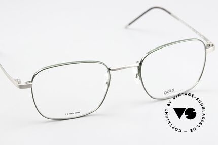 Götti Davis Eckige Brille Titanium Grün, ungetragenes Designerstück von 2018, mit Hartetui, Passend für Herren und Damen