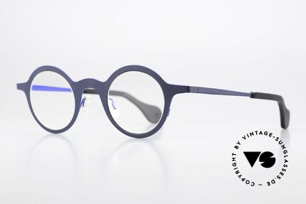 Theo Belgium Mille 24 Runde Designerbrille Unisex, "mille metal" Serie in dunkelblau & blau-metallic, Passend für Herren und Damen