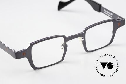 Theo Belgium Sixteen Eckige Designerbrille Titan, ungetragen; wie alle unsere vintage Theo Brillen, Passend für Herren und Damen