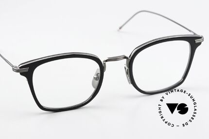 Thom Browne TBX905 Sehr Stilvolle Eckige Brille, ein edles Designer-Accessoire für alle Mode-Liebhaber, Passend für Herren