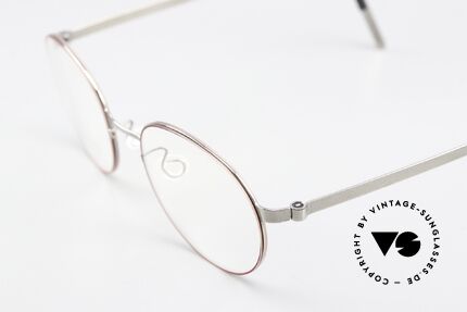 Lindberg 9615 Strip Titanium Sehr Weibliche Pantobrille, trägt für uns das Prädikat "TRUE VINTAGE LINDBERG", Passend für Damen